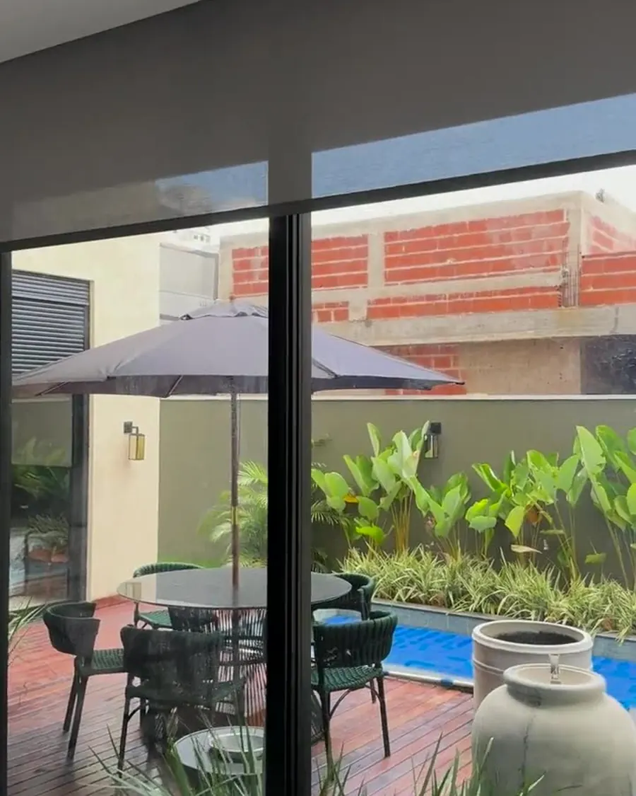 Persiana automatizada em projeto entregue pela ATIVE CONTROL